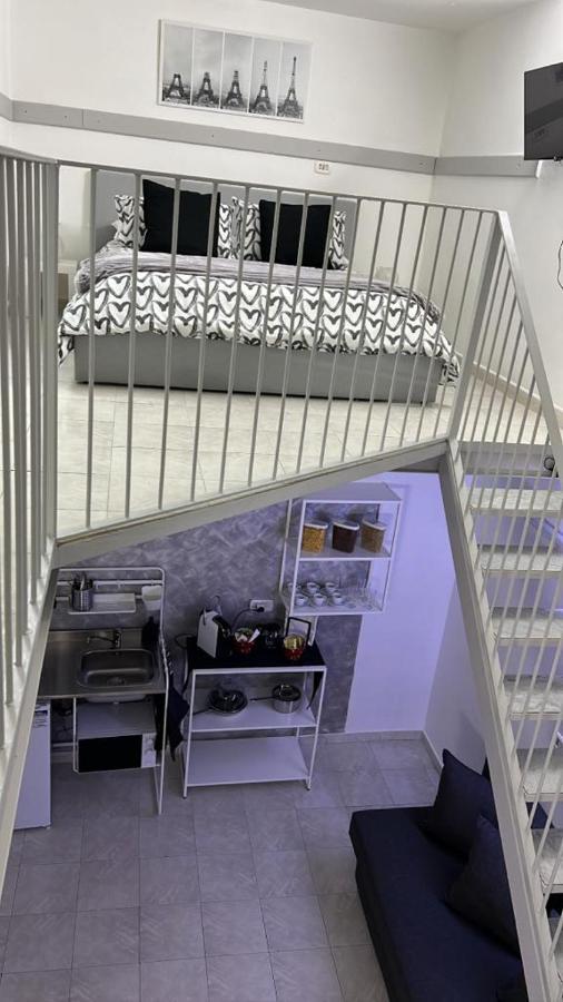 Casa Vacanza Azzurra Villa เนเปิลส์ ภายนอก รูปภาพ