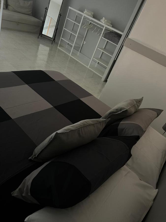 Casa Vacanza Azzurra Villa เนเปิลส์ ภายนอก รูปภาพ
